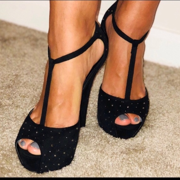 Shoes - BLACK STILLETO PLATFORM T-STRAP HEELS